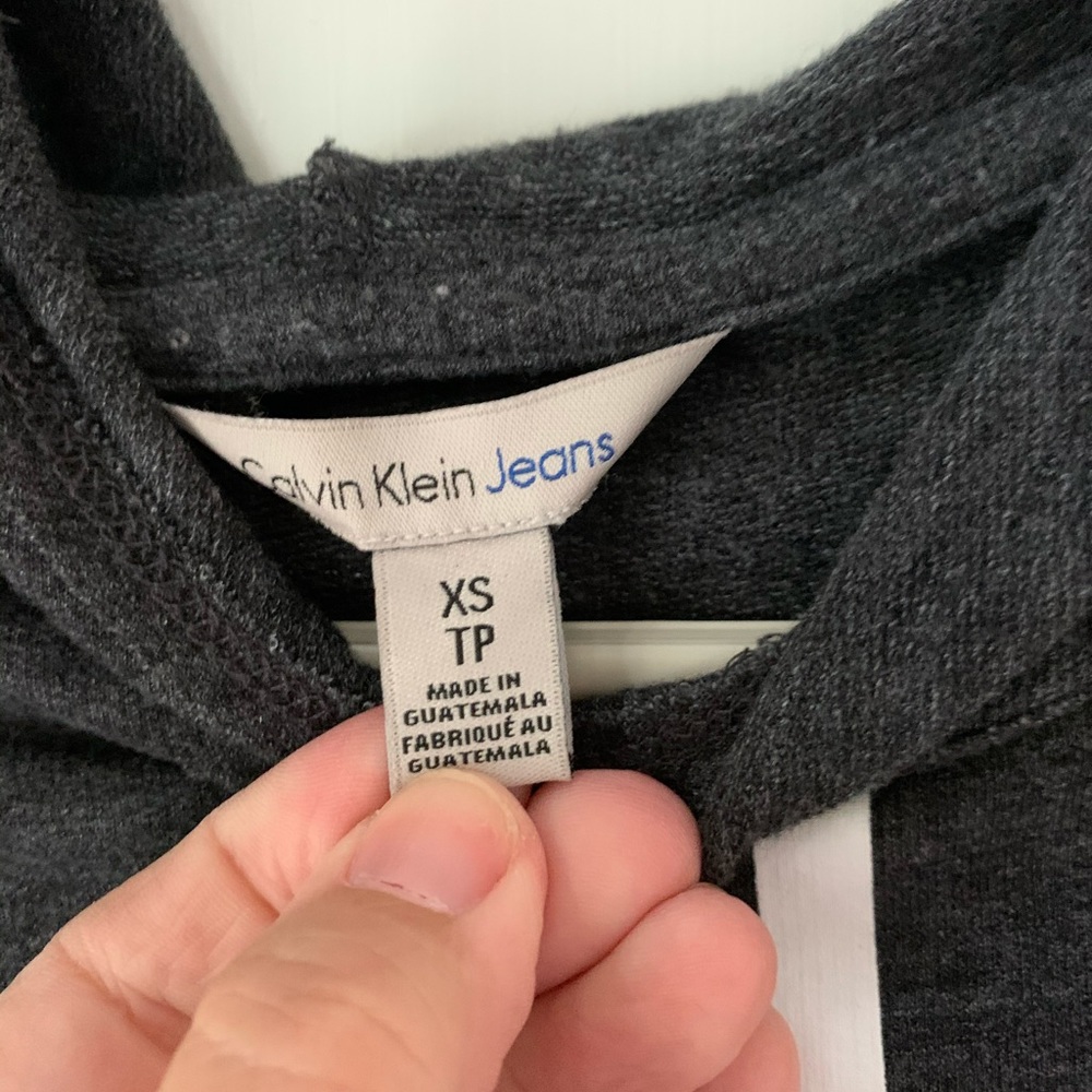 CK sweatshirt